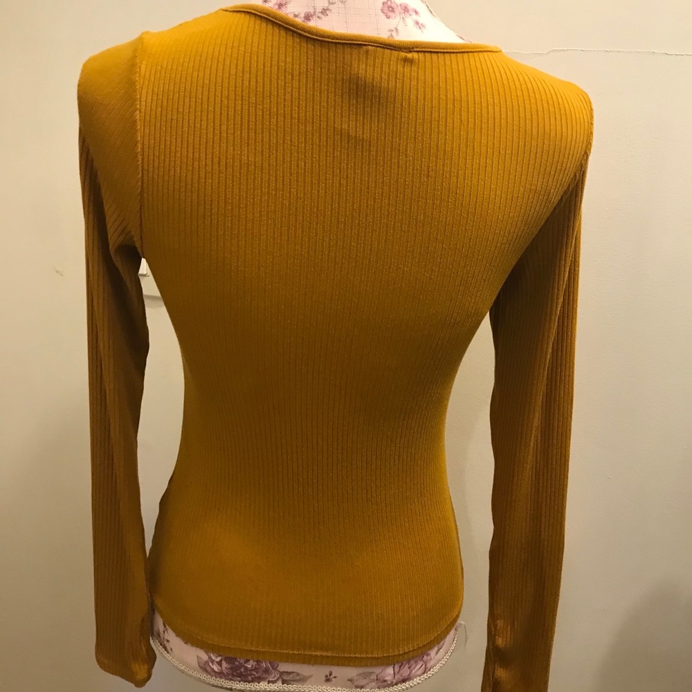 H&M top - Picture 6 of 6